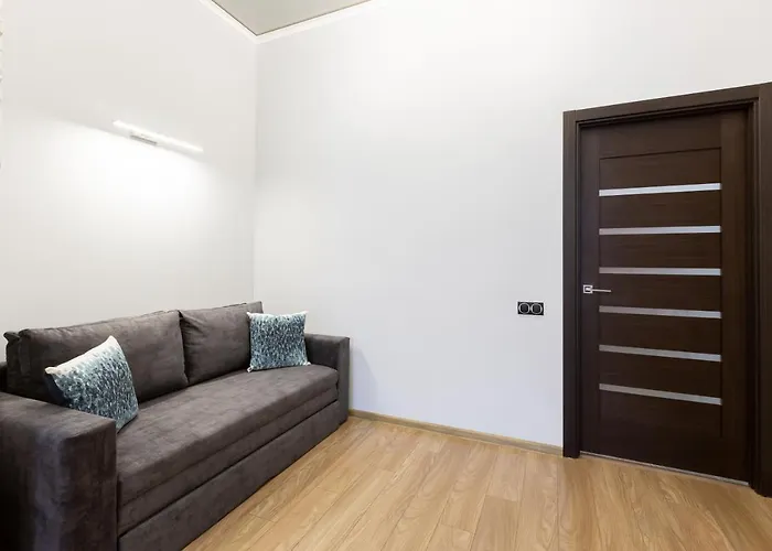 Best Apartment Kulisha 22